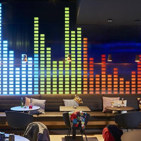 Moxy Birmingham Nec Hotell Bickenhill Eksteriør bilde