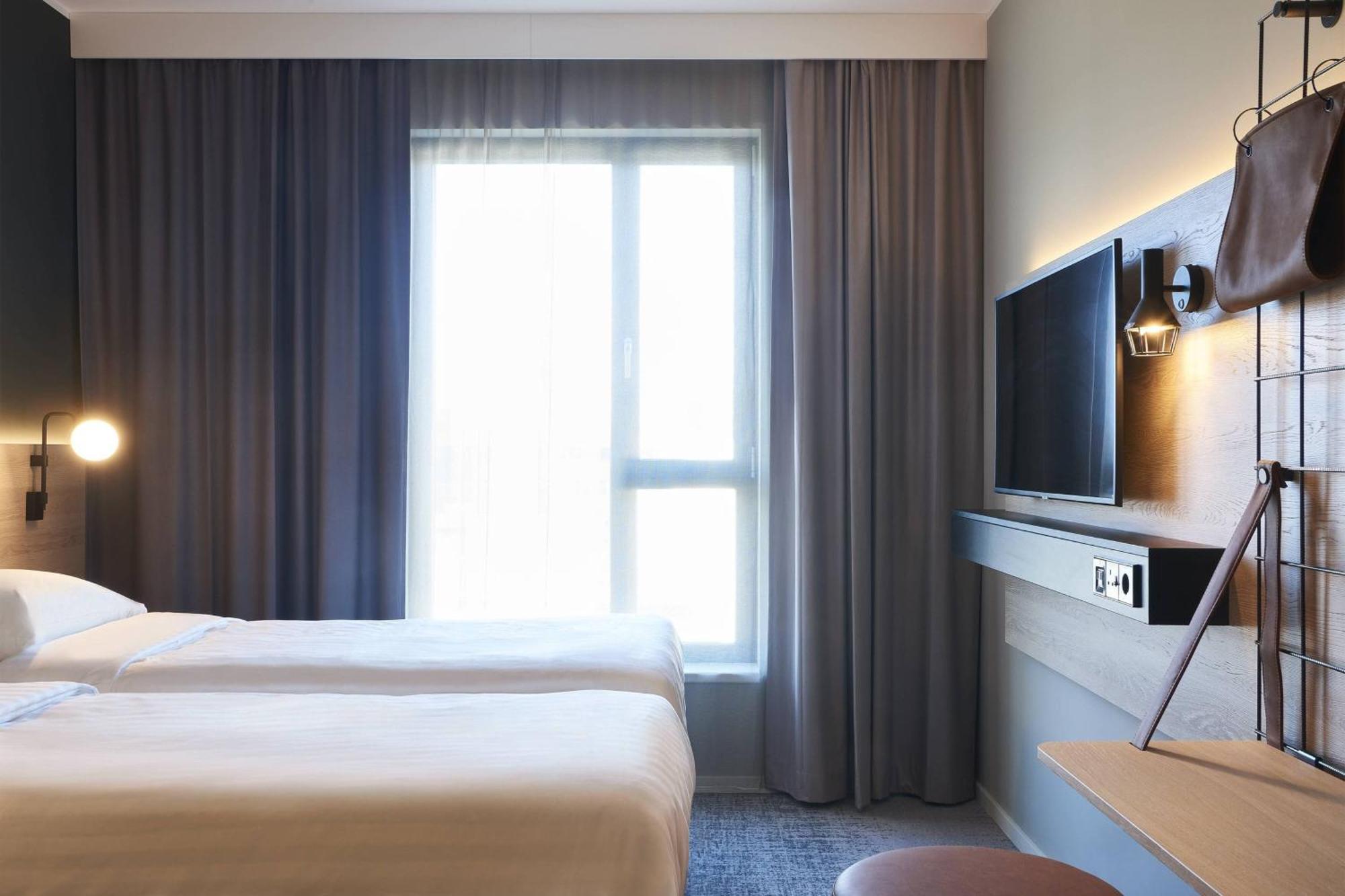 Moxy Birmingham Nec Hotell Bickenhill Eksteriør bilde