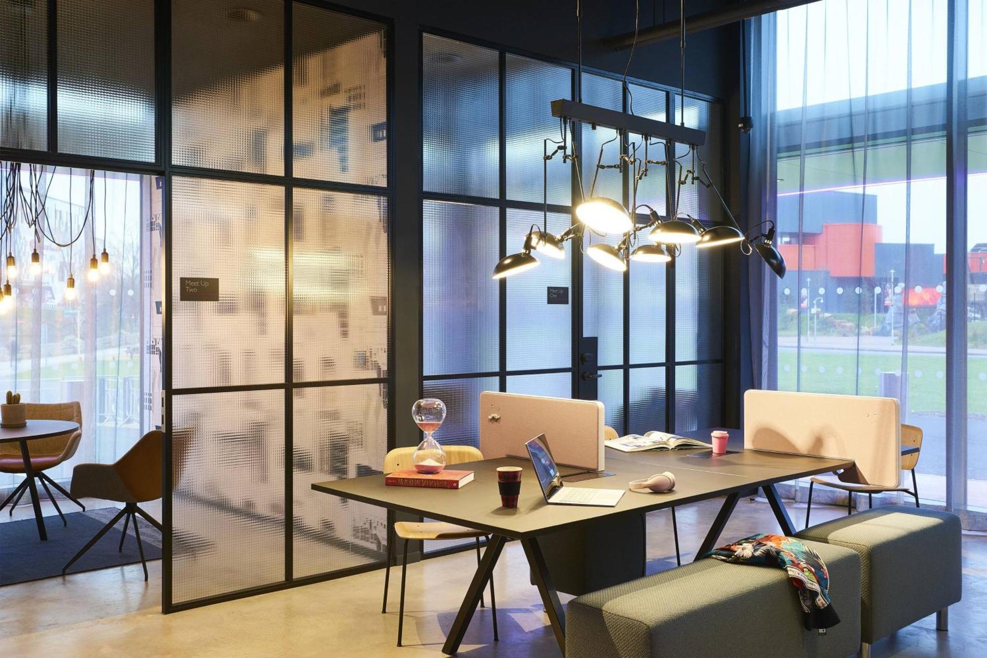 Moxy Birmingham Nec Hotell Bickenhill Eksteriør bilde
