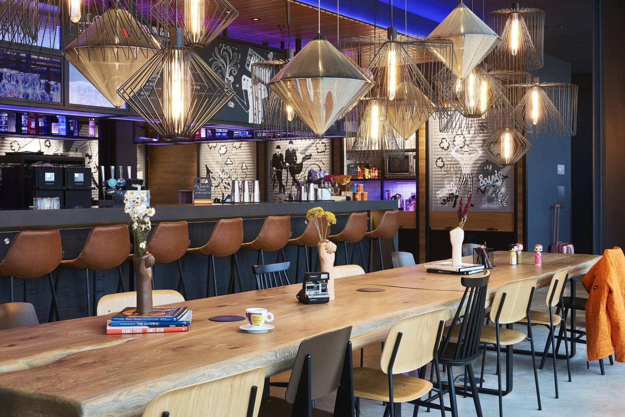 Moxy Birmingham Nec Hotell Bickenhill Eksteriør bilde