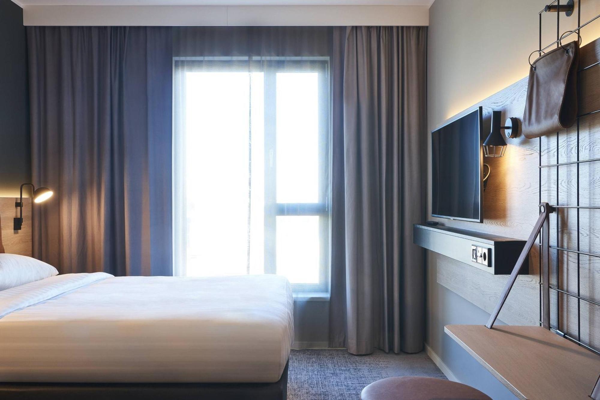 Moxy Birmingham Nec Hotell Bickenhill Eksteriør bilde